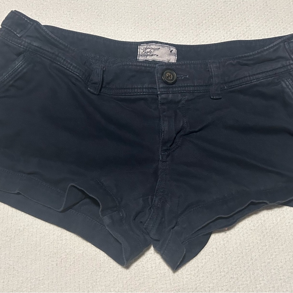 American Eagle Women’s Navy Distressed Shorts Size 4